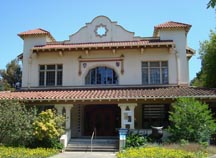 Peninsula Museum of Art Exterior