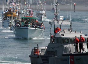 Bodega Bay Fishermans Festival Boat Parade