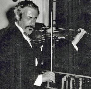 Sante Fe News art Critic Alfred Morang and fiddle
